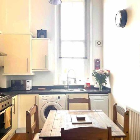 2 Bed Self Contained Apartment Wrexham Exterior photo